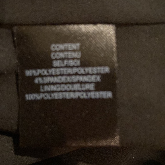 Beautiful silk like strapless top - Picture 5 of 5